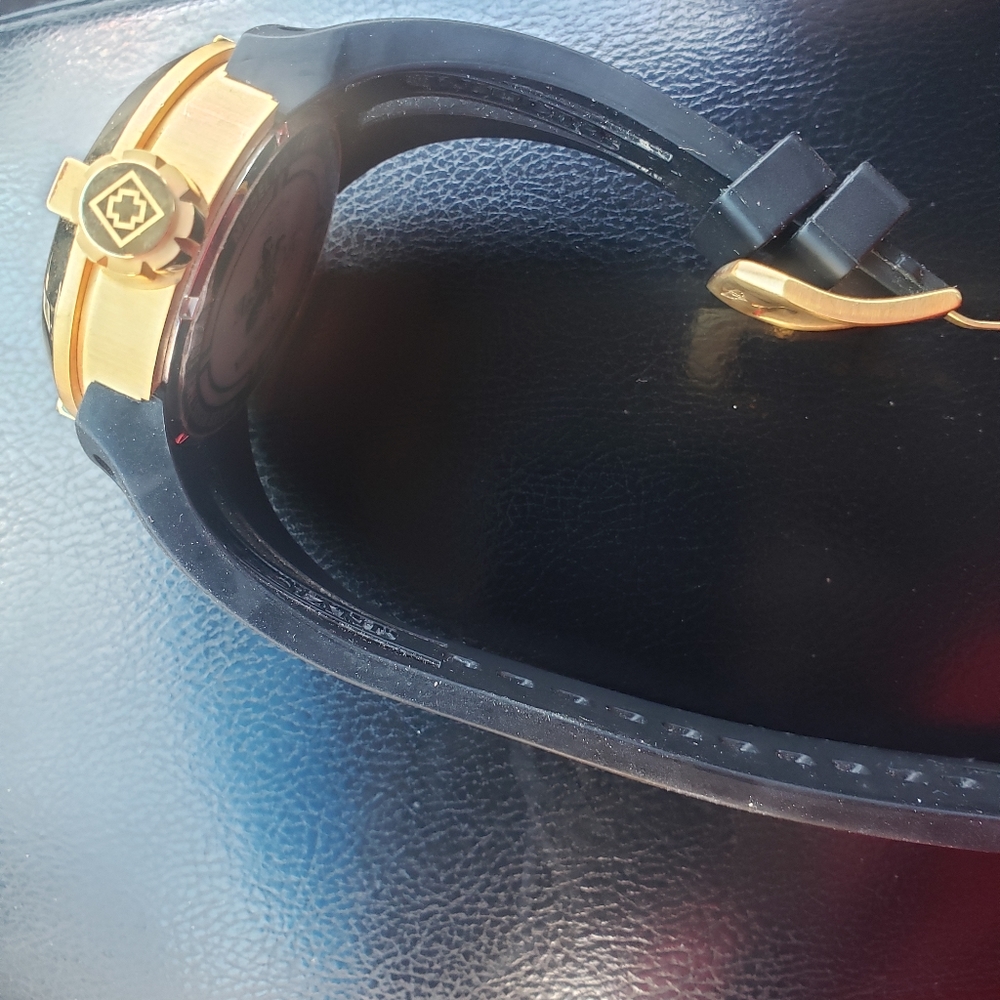 Invicta watch - Picture 2 of 3